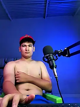 Snapshot of Andruetxx chatting on 04-12-26, 05:12 Andruetxx online show from 04-12-26, 05:12