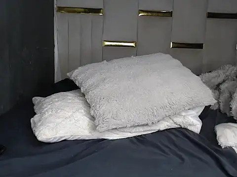 CreamyPussy95 online show from 04-10-26, 08:13