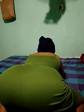 Snapshot of nisani_madusha chatting on 04-12-26, 02:55 nisani madusha online show from 04-12-26, 02:55