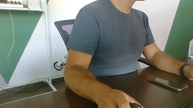 brunosso85ita online show from 07-30-26, 07:51