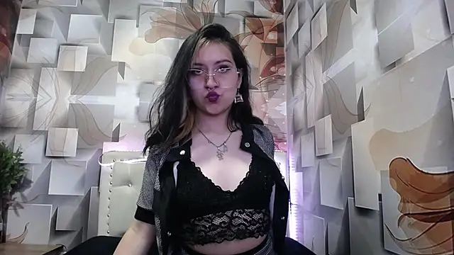 star  pink online show from 04-11-26, 03:05