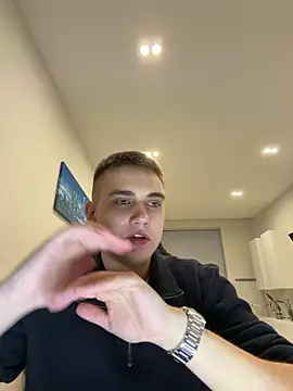 WARDEN w online show from 04-21-26, 09:06