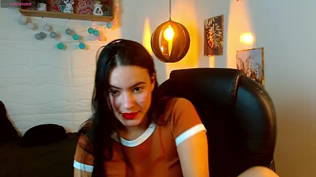 Snapshot of rosaleia_ chatting on 05-14-26, 03:57 rosaleia online show from 05-14-26, 03:57