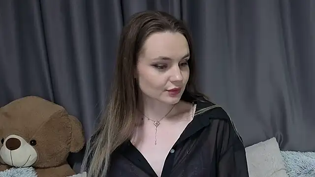 Lovelisse online show from 05-17-26, 08:27