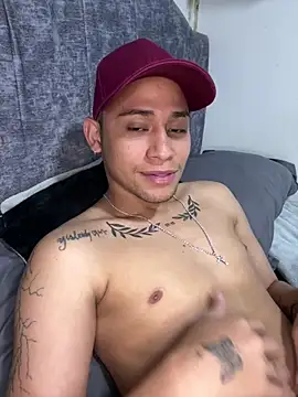 MrDark Fire online show from 04-15-26, 01:01