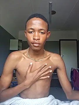 youngAndReckles online show from 04-11-26, 07:24