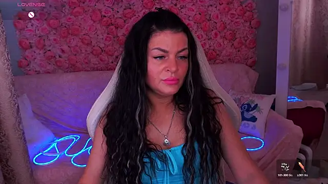 BlackFoxyyy online show from 04-15-26, 05:36