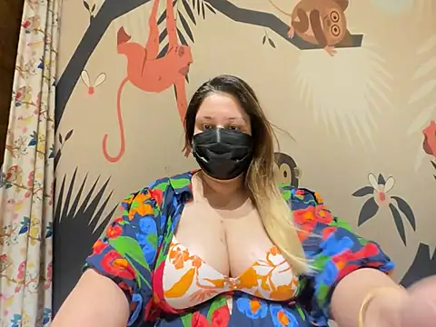 kavyasingh36 online show from 04-29-26, 07:20