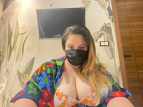 kavyasingh36 online show from 05-05-26, 03:20