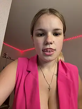 KimEvanss online show from 08-07-26, 06:32