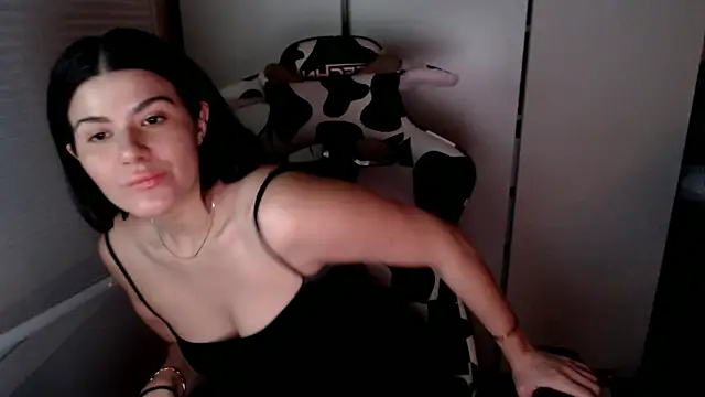 Snapshot of cassiealvarez chatting on 05-01-26, 01:43 cassiealvarez online show from 05-01-26, 01:43