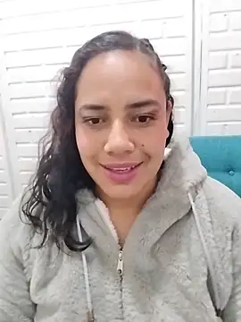 Pricila45 online show from 04-18-26, 10:32