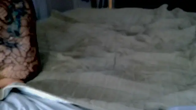 Snapshot of Medarda chatting on 05-18-26, 04:07 Medarda online show from 05-18-26, 04:07