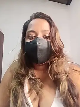 Suger Lips 99 online show from 06-18-26, 03:16