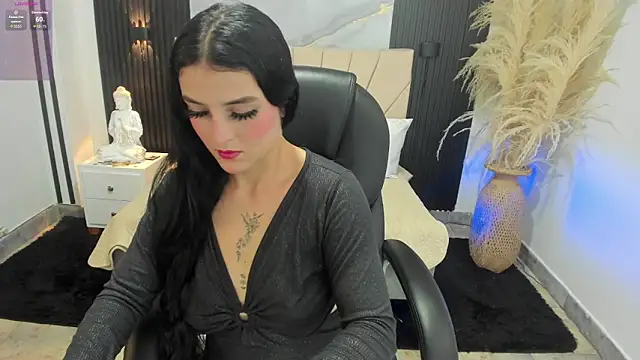 DOMINIKA LOVY online show from 05-25-26, 08:04