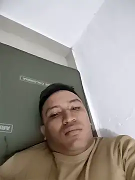 Snapshot of SnoozingThiamine chatting on 06-04-26, 03:23 SnoozingThiamine online show from 06-04-26, 03:23
