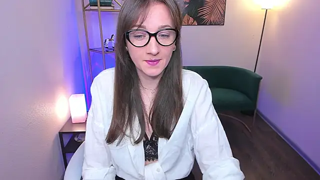 EmmaJc online show from 04-17-26, 10:40