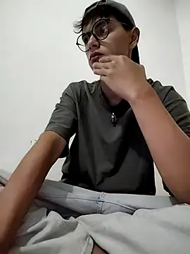 Camilo hot21 online show from 04-12-26, 06:18