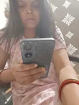 Snapshot of SexySindrela chatting on 04-12-26, 11:04 SexySindrela online show from 04-12-26, 11:04