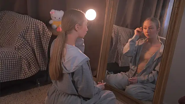 AlleneRhyner online show from 04-18-26, 07:45