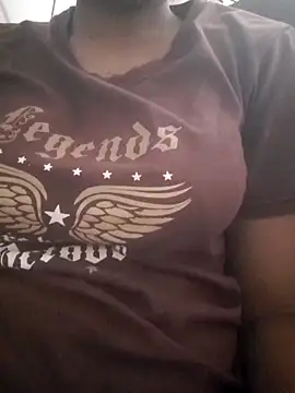 Chathu Queen Girl online show from 04-14-26, 11:16