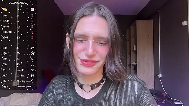 Niky Long online show from 06-19-26, 12:31