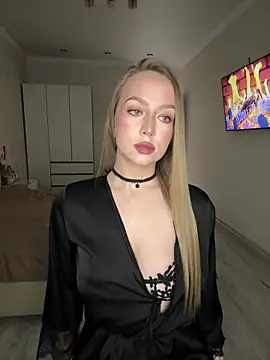 AlisaPearl online show from 04-21-26, 08:23
