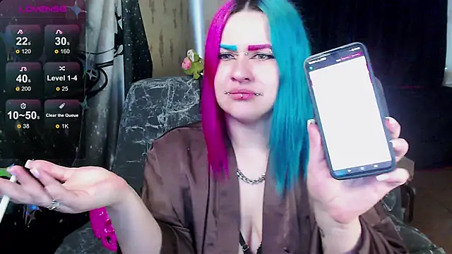 Neon Baddie online show from 04-15-26, 03:41