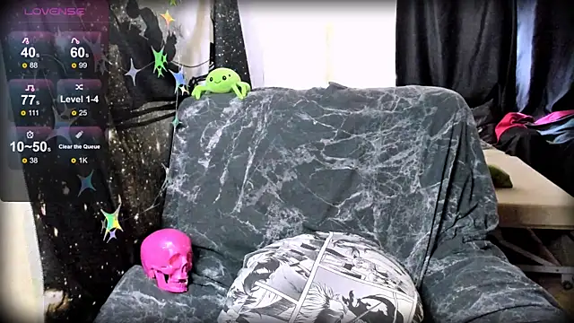 Neon Baddie online show from 05-15-26, 08:54