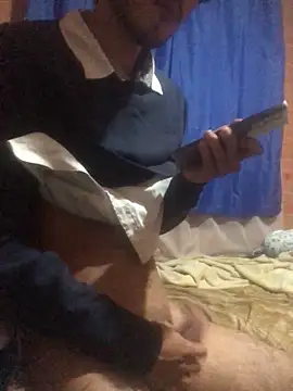 fredystonee25 online show from 04-19-26, 03:28