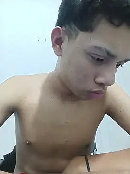 curious straight guy online show from 05-26-26, 03:02
