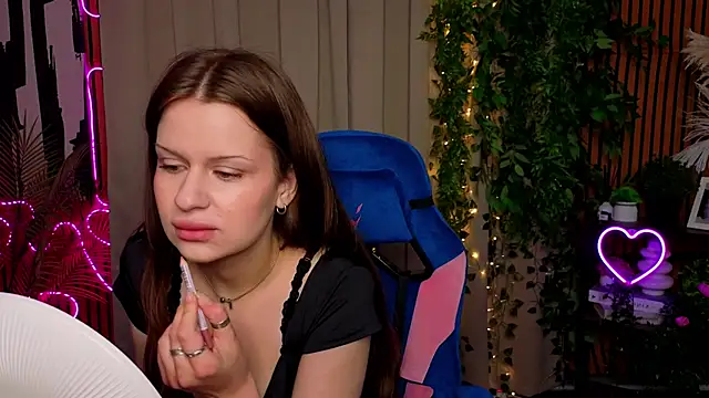 StephanieWashington online show from 04-23-26, 10:25