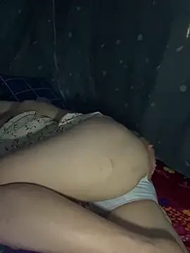 daisy-yeu online show from 04-21-26, 02:37