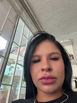 Elara Luxe online show from 07-16-26, 09:43