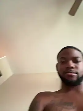 blackdiesel0 online show from 04-21-26, 06:44