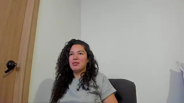 MiaRouseex online show from 05-15-26, 10:06