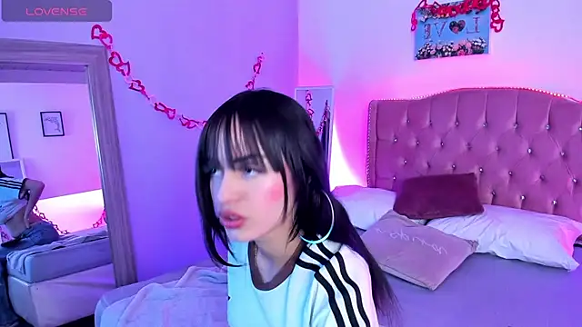 Antonella Bratzz4 online show from 05-01-26, 09:52