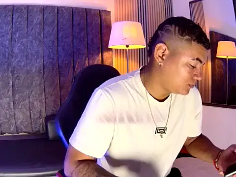 Dante  jons online show from 05-09-26, 04:39