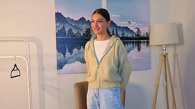 Snapshot of NatashaRieker chatting on 04-15-26, 09:38 NatashaRieker online show from 04-15-26, 09:38