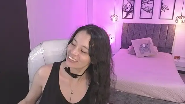 Snapshot of Samantha_bloww1 chatting on 05-14-26, 03:35 Samantha bloww1 online show from 05-14-26, 03:35