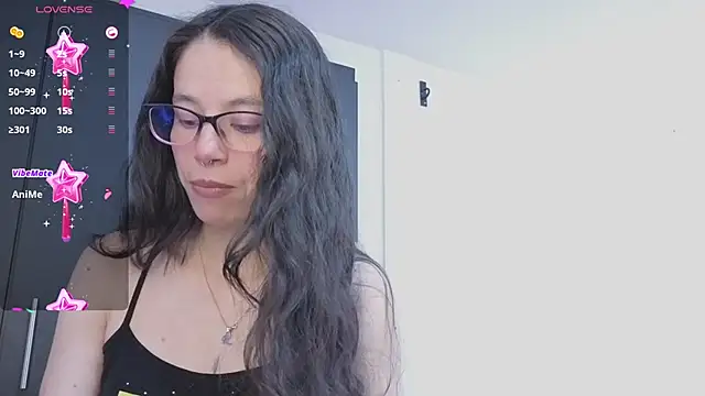 Snapshot of Samantha_bloww1 chatting on 06-17-26, 02:14 Samantha bloww1 online show from 06-17-26, 02:14