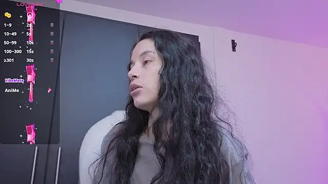 Snapshot of Samantha_bloww1 chatting on 06-21-26, 02:47 Samantha bloww1 online show from 06-21-26, 02:47