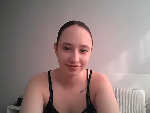 DarkMirel online show from 04-23-26, 01:57