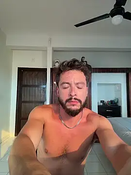 Snapshot of D0RAD0 chatting on 04-13-26, 11:32 D0RAD0 online show from 04-13-26, 11:32