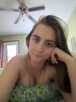 prettykitttty online show from 04-14-26, 07:31