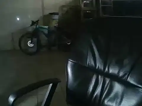 Snapshot of Oskr2024XXX chatting on 01-10-25, 12:17 Oskr2024XXX online show from 01-10-25, 12:17