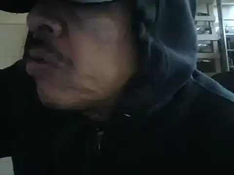 Snapshot of Oskr2024XXX chatting on 01-11-25, 03:42 Oskr2024XXX online show from 01-11-25, 03:42