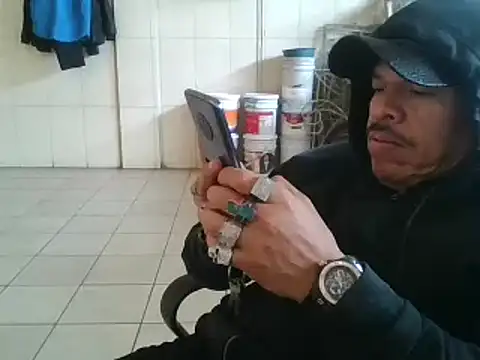 Snapshot of Oskr2024XXX chatting on 01-13-25, 09:20 Oskr2024XXX online show from 01-13-25, 09:20