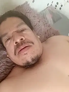 Snapshot of Oskr2024XXX chatting on 09-13-25, 06:08 Oskr2024XXX online show from 09-13-25, 06:08