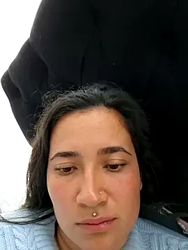 Snapshot of DaniHO25 chatting on 04-16-26, 07:14 DaniHO25 online show from 04-16-26, 07:14